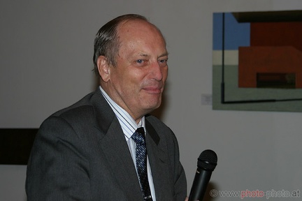 Prof. Jan Miodek (20060922 0011)